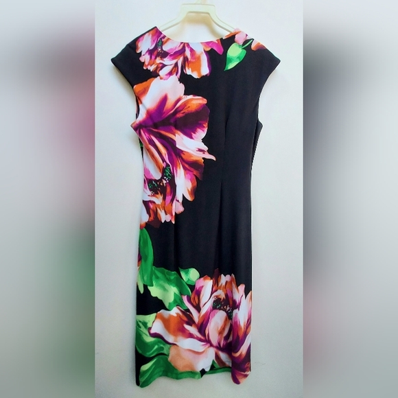 Gorgeous Ladies 8 db Established 1962 Square Neck Sleeveless Fitted Floral Dress - Picture 11 of 11